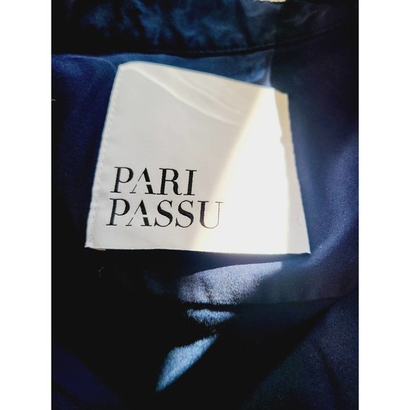 Pari Passu Mandarin Collar Button Up Shirt Fit B: "Curvier Body Type" Navy - Picture 5 of 8